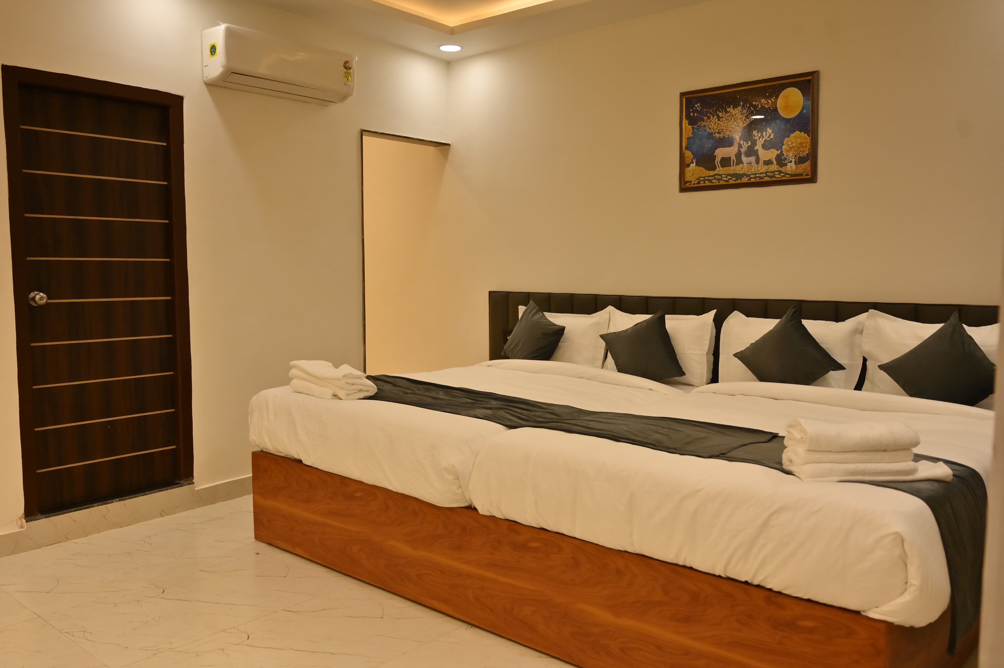 Executive Room at The Govind Palace near Ram Mandir